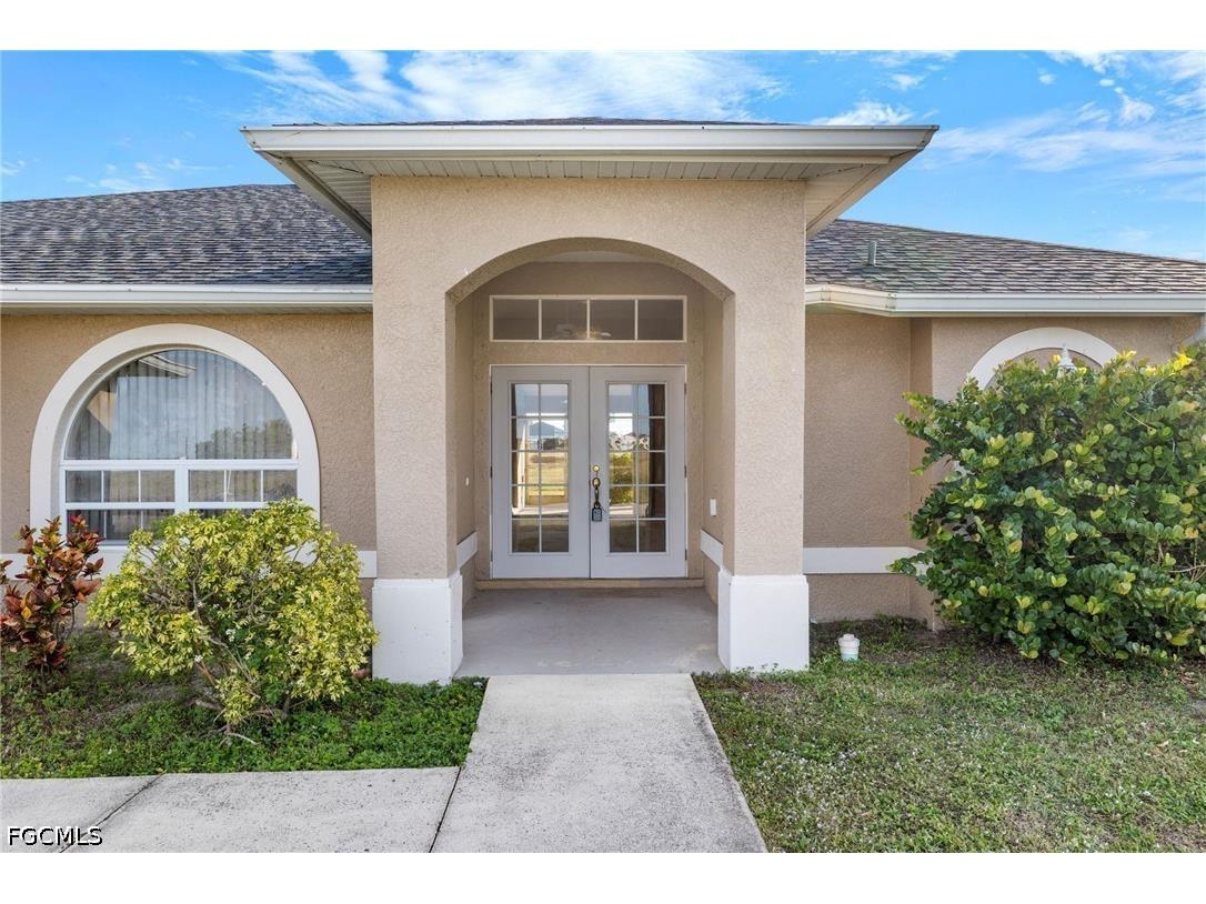 2227 NW 3rd Place Cape Coral FL 33993 2026020460 image2