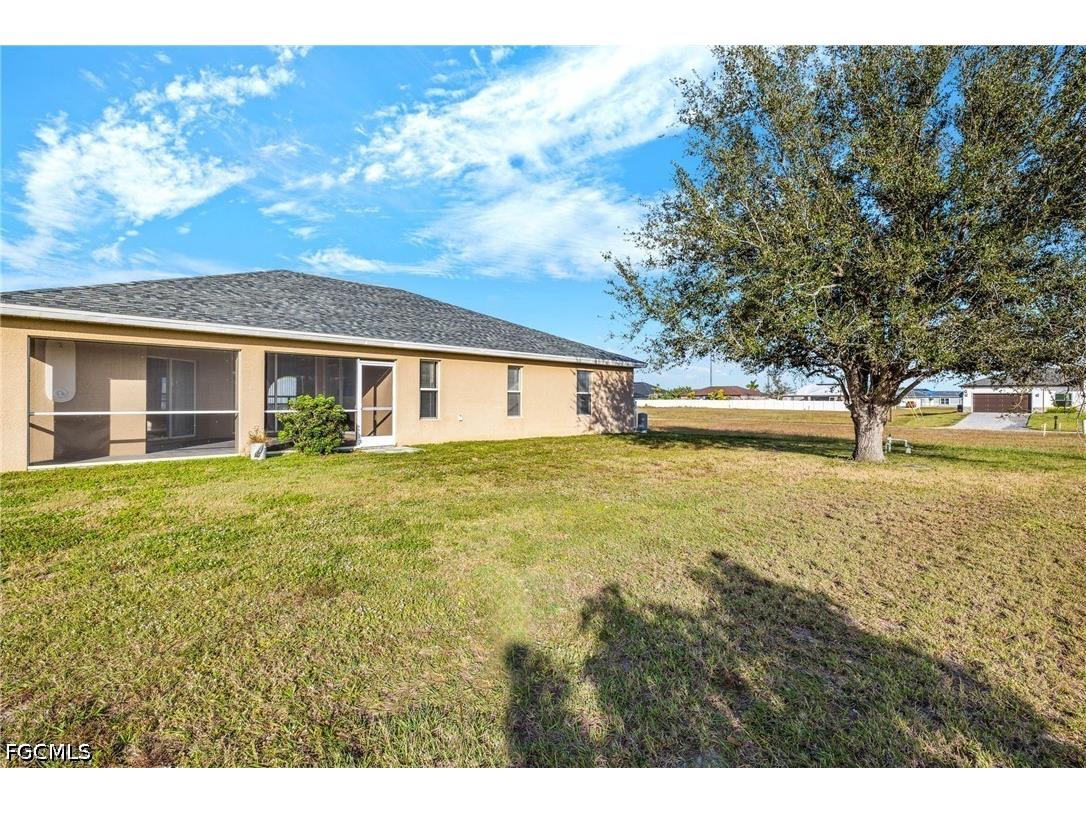 2227 NW 3rd Place Cape Coral FL 33993 2026020460 image26