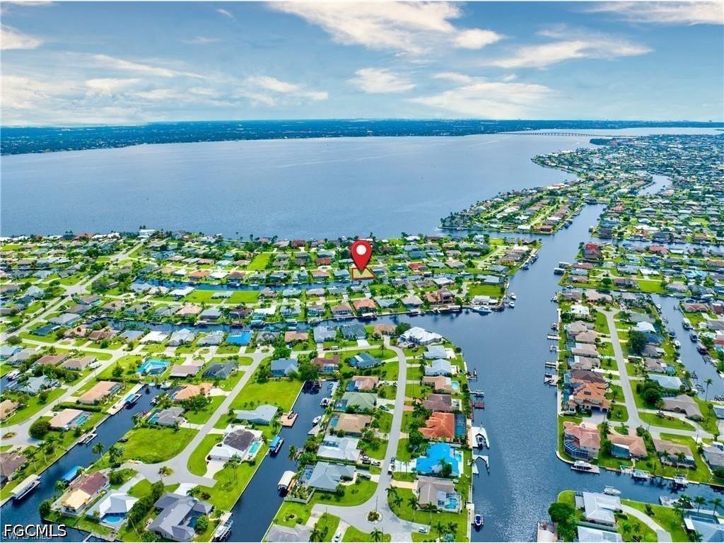 2227 SE 27th Terrace Cape Coral FL 33904 2026026923 image1