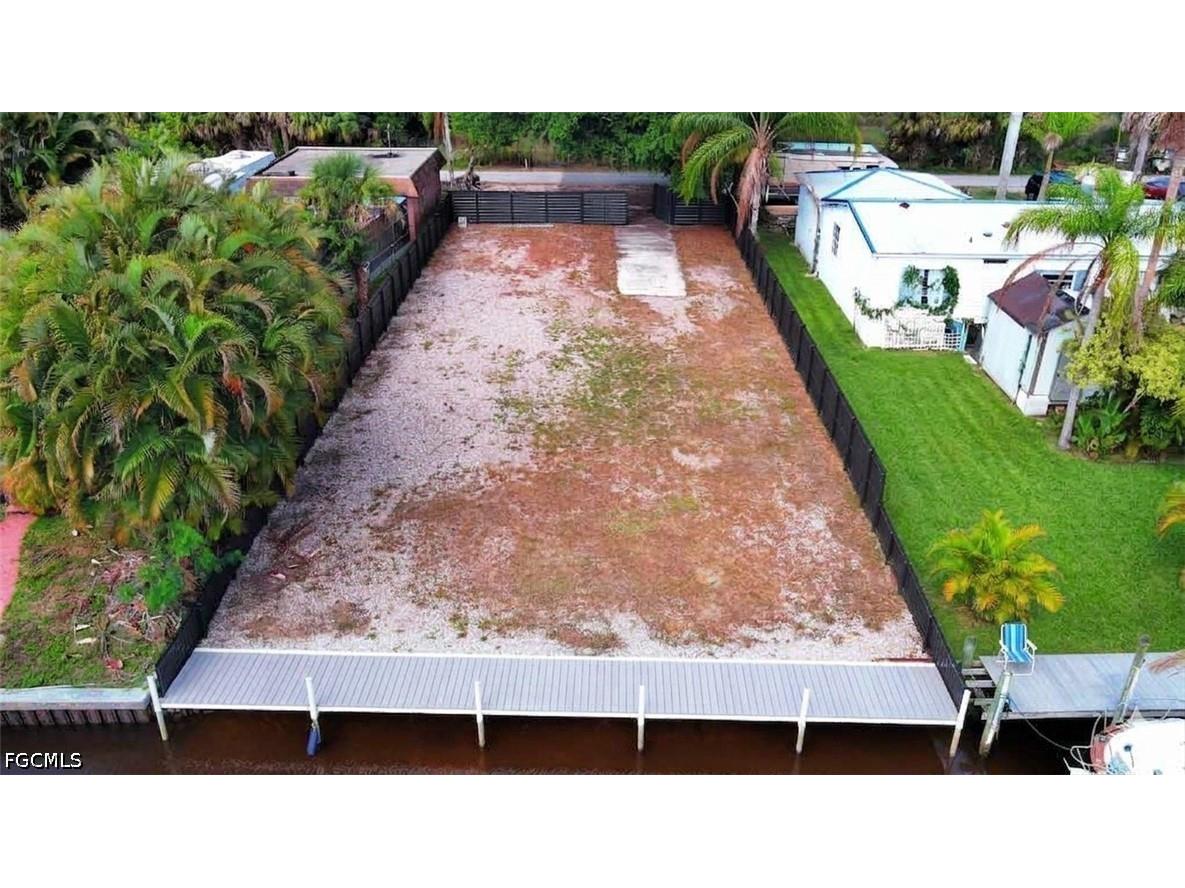 2228 Marina Park Drive Fort Myers FL 33905 2026015468 image1