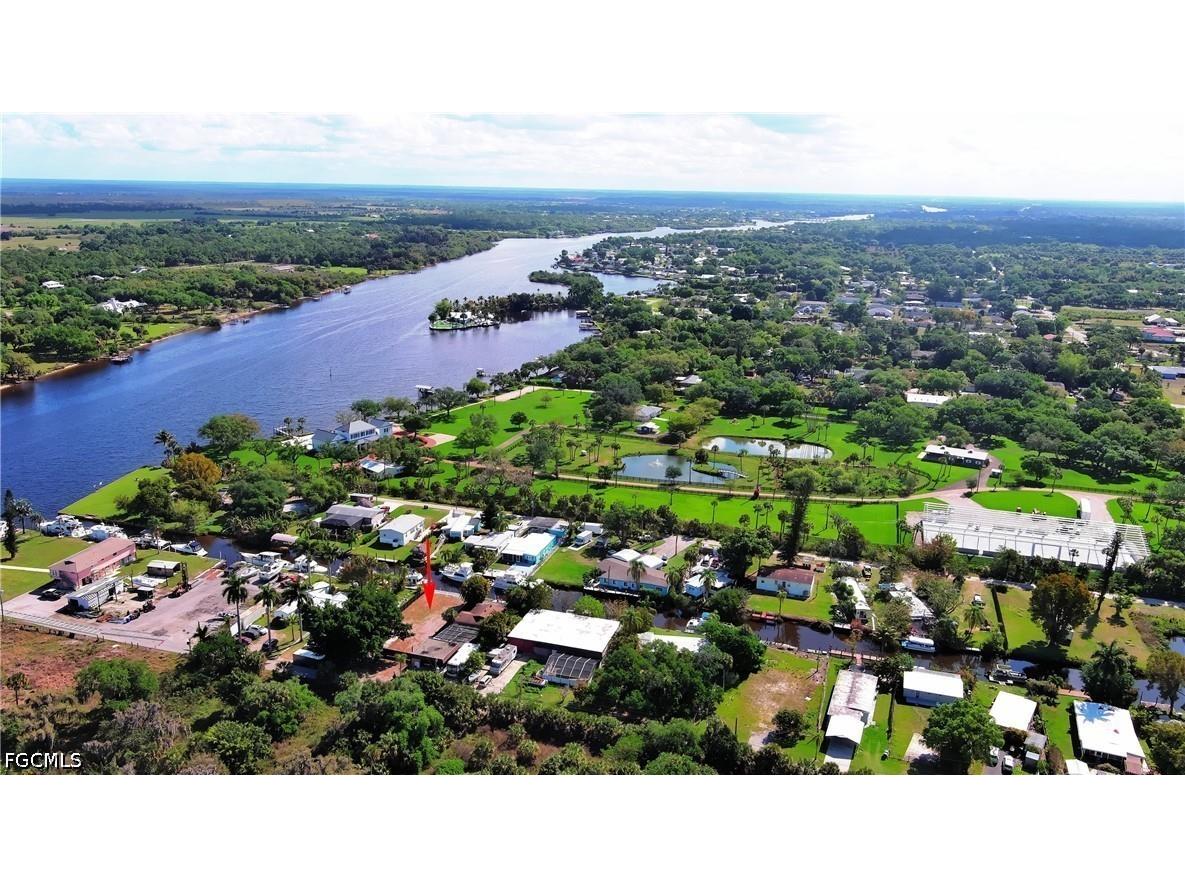 2228 Marina Park Drive Fort Myers FL 33905 2026015468 image25