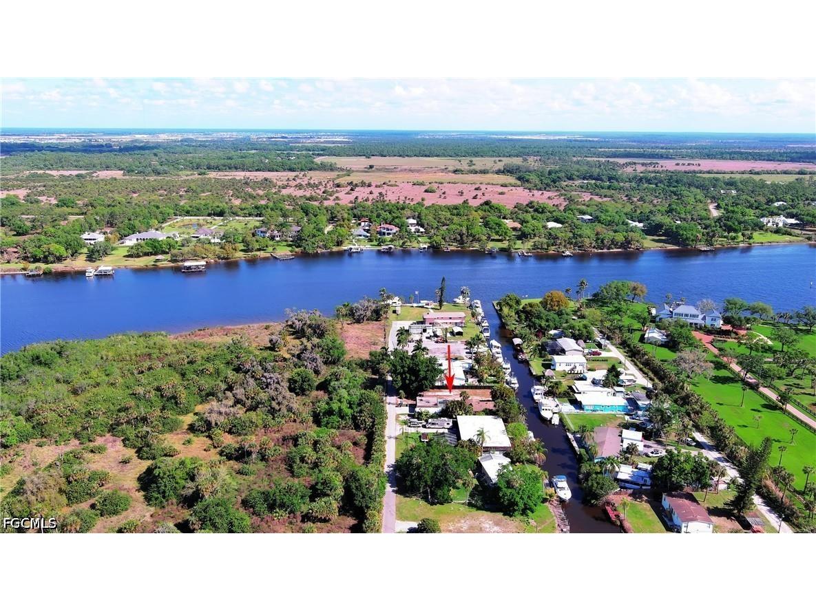 2228 Marina Park Drive Fort Myers FL 33905 2026015468 image5