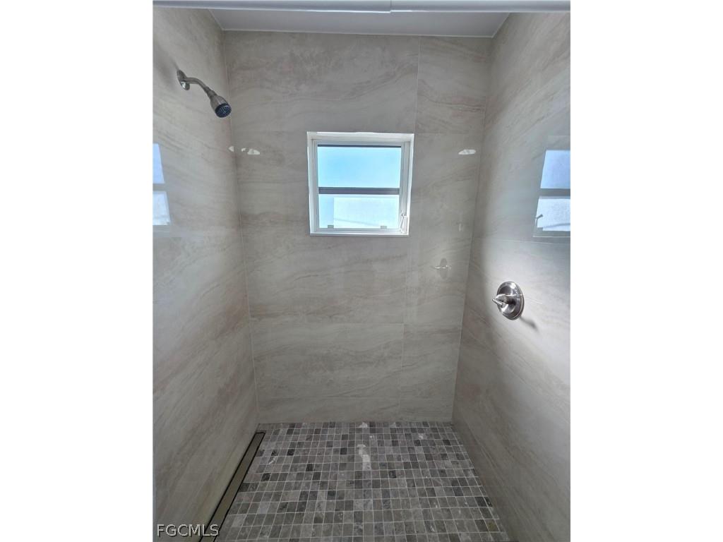 2228 SE 19th Avenue Cape Coral FL 33990 2026009861 image11