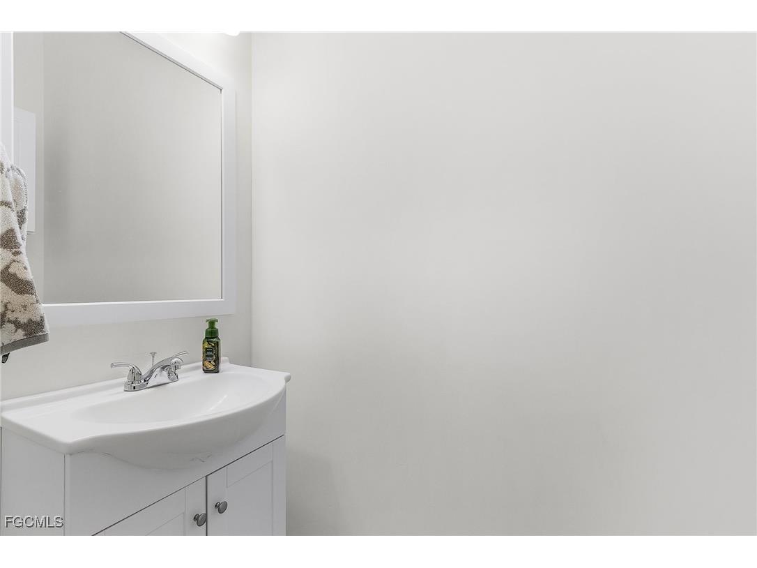 2228 SW 15th Avenue Cape Coral FL 33991 2025019114 image30