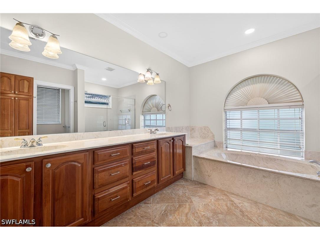 2229 Goshawk Court Naples FL 34105 226019083 image11