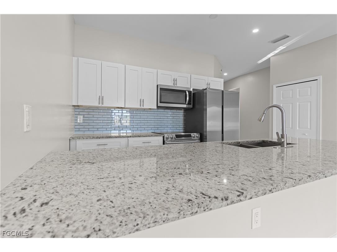 2229 Kendall Avenue S Lehigh Acres FL 33973 2026011626 image10