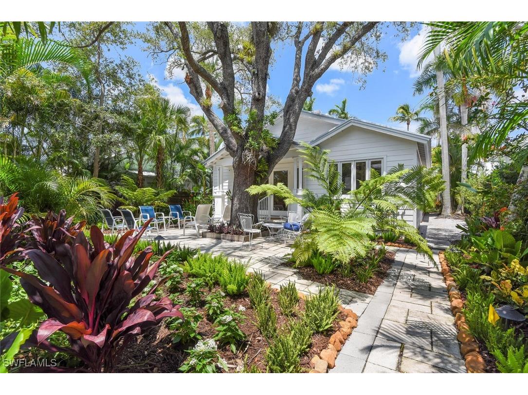 223 11th Avenue S Naples FL 34102 225067918 image2