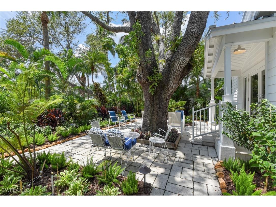 223 11th Avenue S Naples FL 34102 225067918 image3