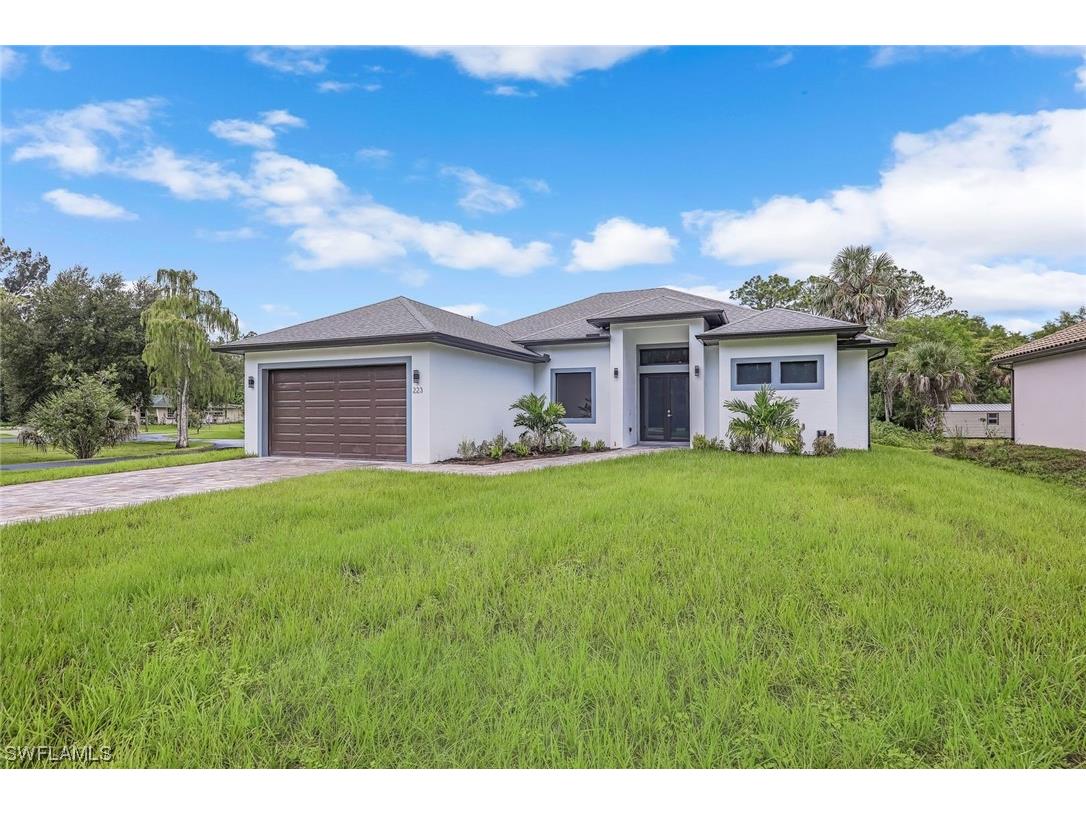 223 1st Street SW Naples FL 34117 223039695 image1