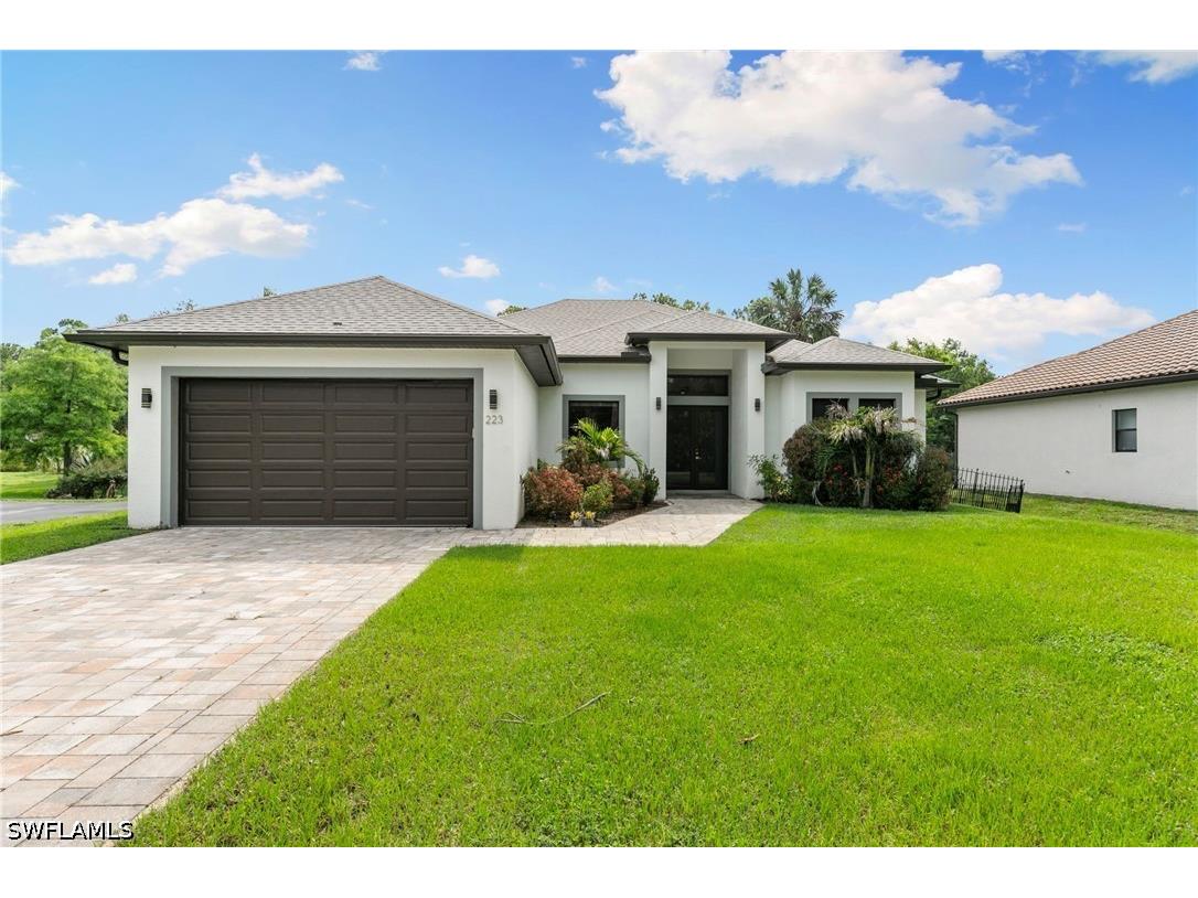 223 1st Street SW Naples FL 34117 226022756 image2