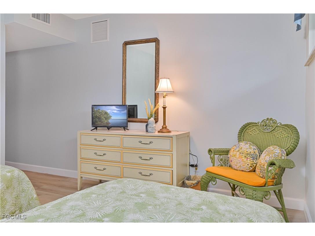 223 3rd Avenue S #223 Naples FL 34102 2025026271 image14
