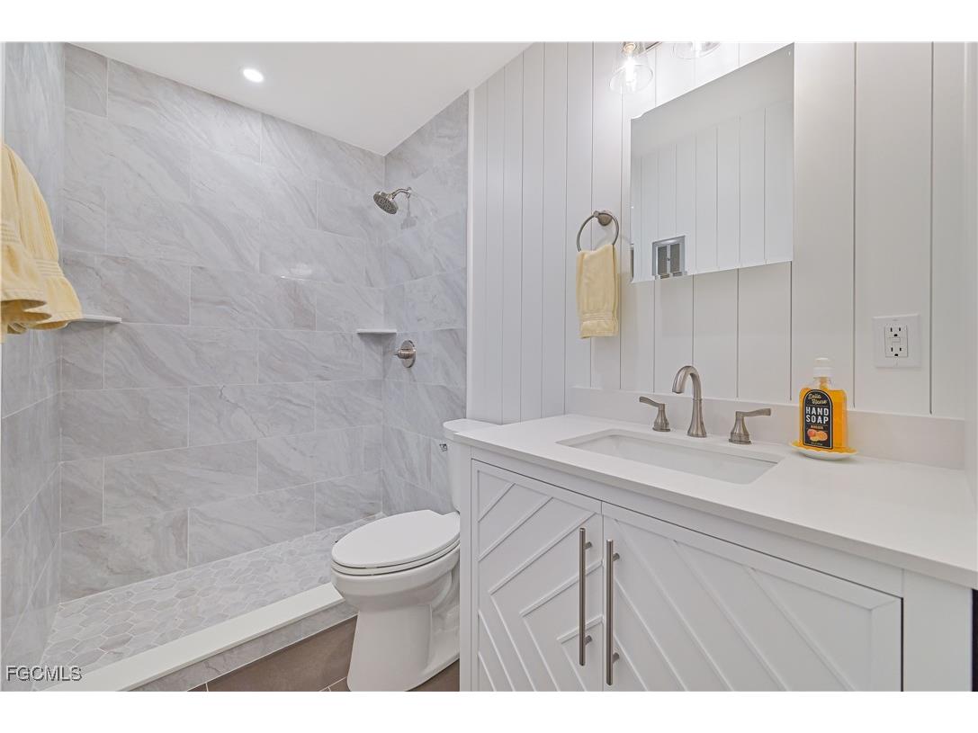 223 3rd Avenue S #223 Naples FL 34102 2025026271 image15