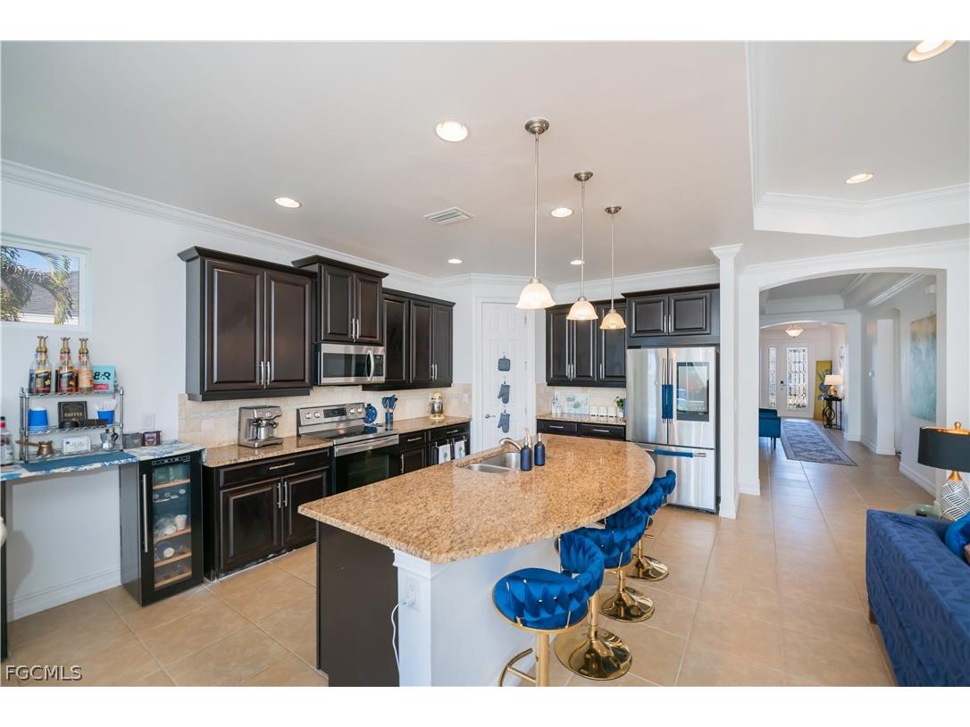 223 Destiny Circle Cape Coral FL 33990 2026010848 image12