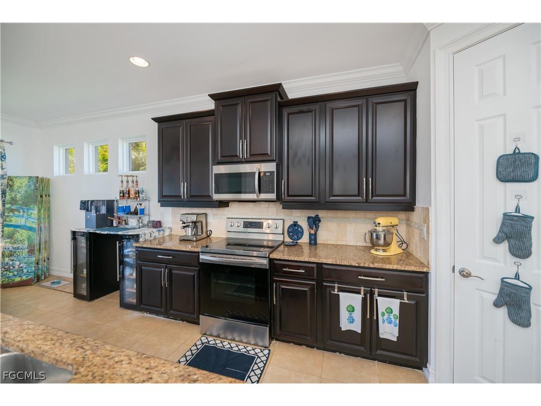 223 Destiny Circle Cape Coral FL 33990 2026010848 image14