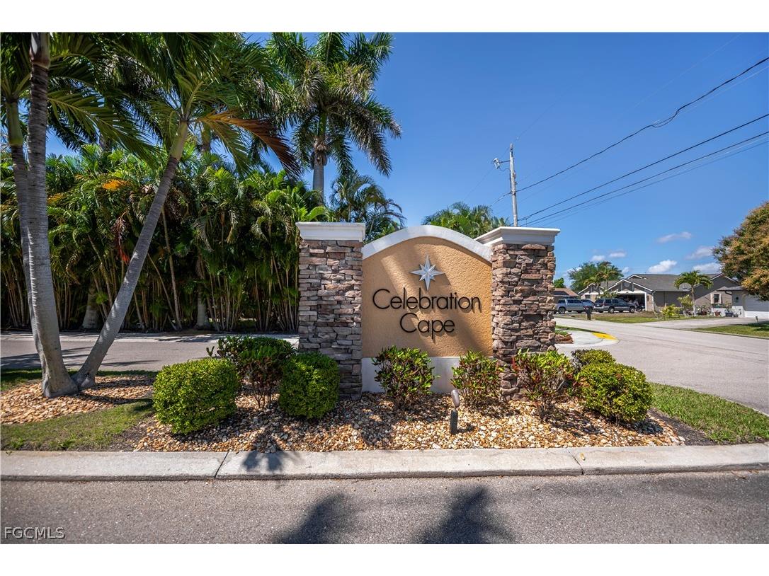 223 Destiny Circle Cape Coral FL 33990 2026010848 image3
