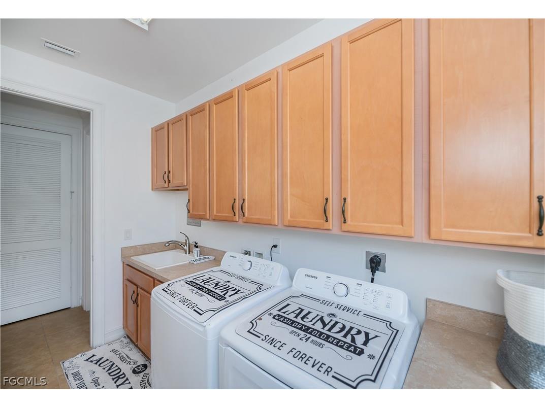 223 Destiny Circle Cape Coral FL 33990 2026010848 image31