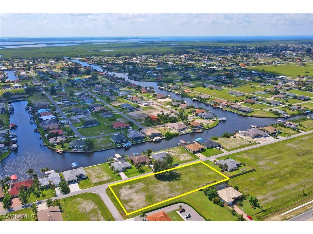 223 NW 32nd Place Cape Coral FL 33993 222062692 image1