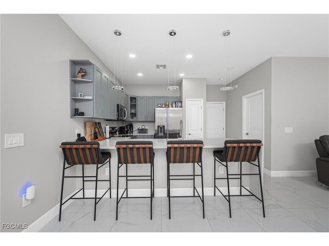 223 NW 4th Place Cape Coral FL 33993 2025000900 image12