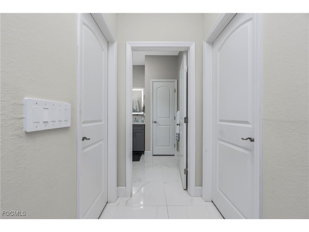 223 NW 4th Place Cape Coral FL 33993 2025000900 image23