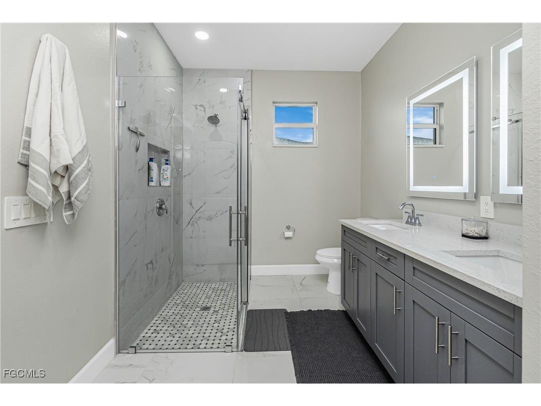 223 NW 4th Place Cape Coral FL 33993 2025000900 image25