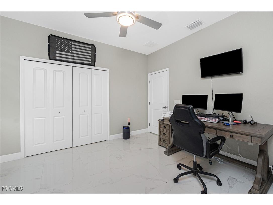 223 NW 4th Place Cape Coral FL 33993 2025000900 image35