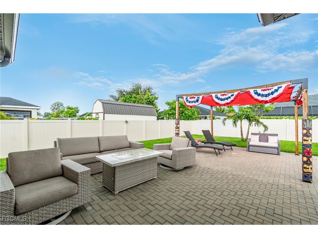 223 NW 4th Place Cape Coral FL 33993 2025000900 image4