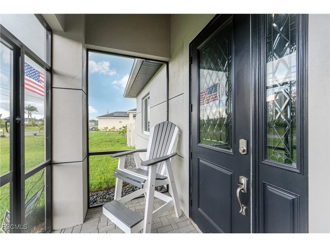223 NW 4th Place Cape Coral FL 33993 2025000900 image6