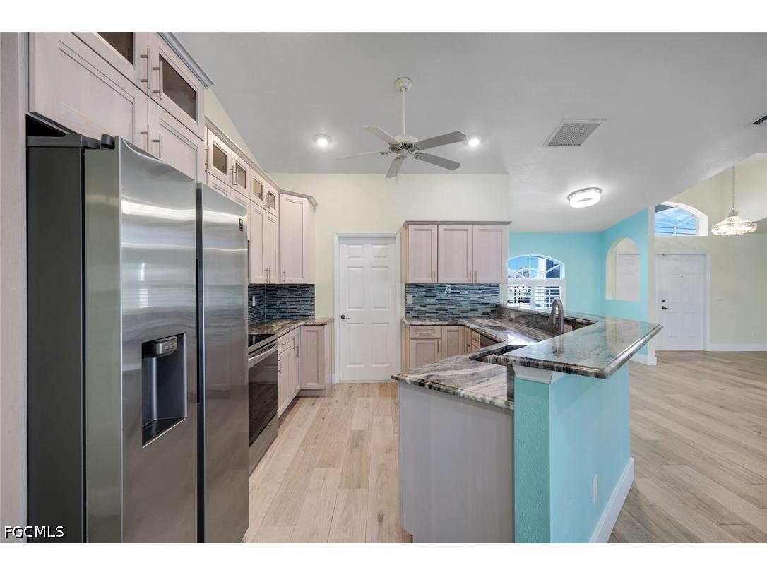 223 NW 5th Terrace Cape Coral FL 33993 2026019246 image10