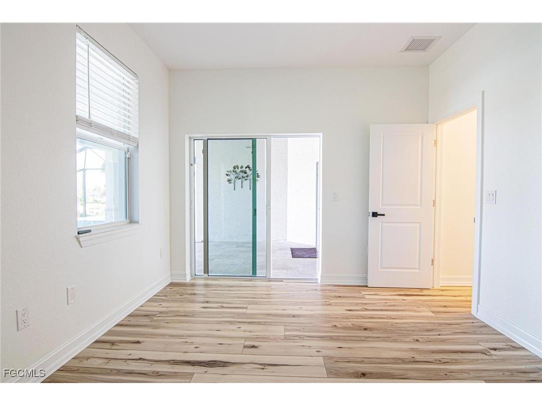 223 SE 17th Street Cape Coral FL 33990 2026000225 image27