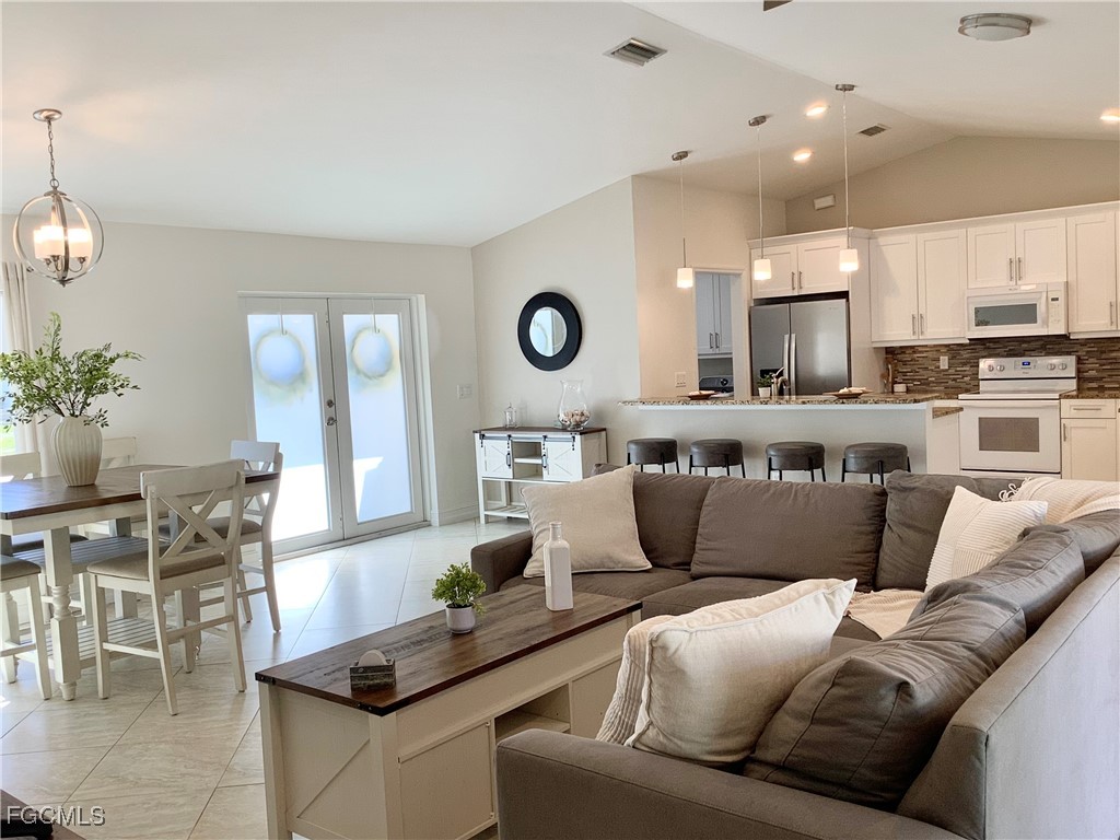 223 SW 31st Street Cape Coral FL 33914 2025018718 image9