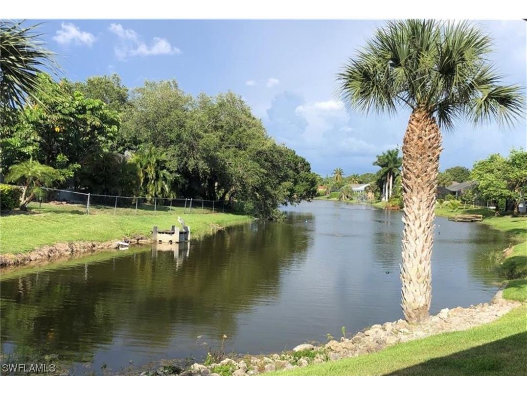 223 Sharwood Drive Naples FL 34110 222024999 image1