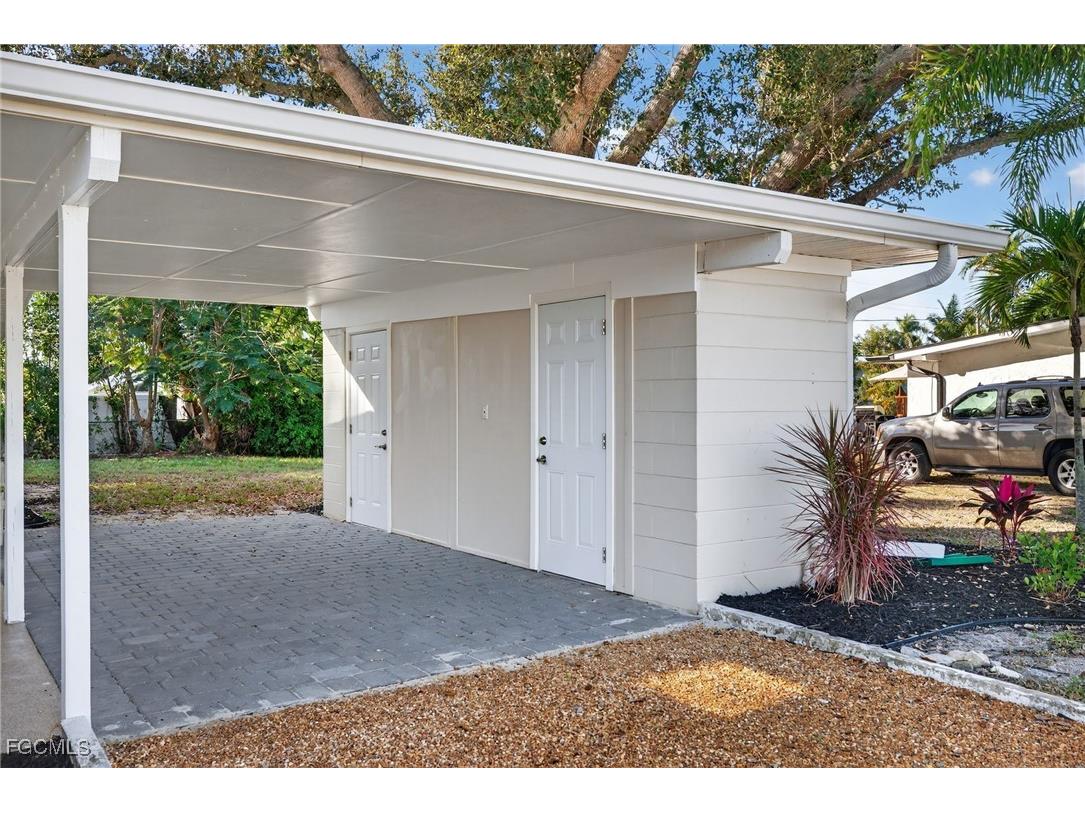 2230 Aldridge Avenue Fort Myers FL 33907 2026000802 image3