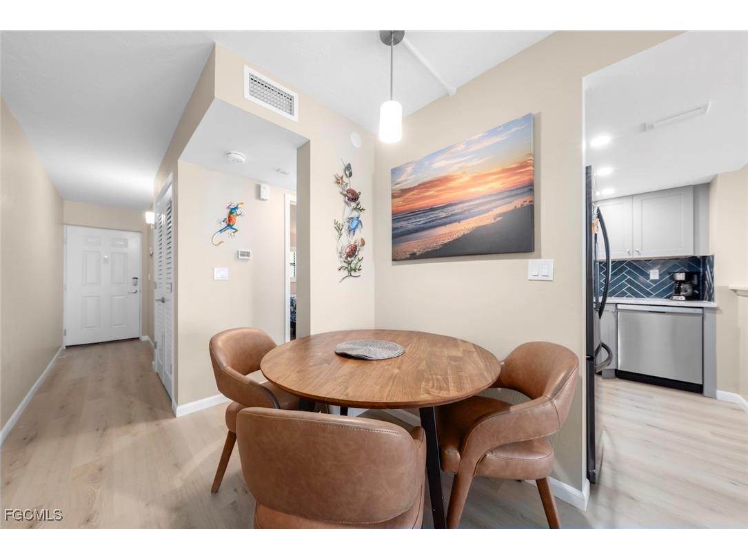 2230 Camino Del Mar Drive #3X1 Sanibel FL 33957 2026000450 image17