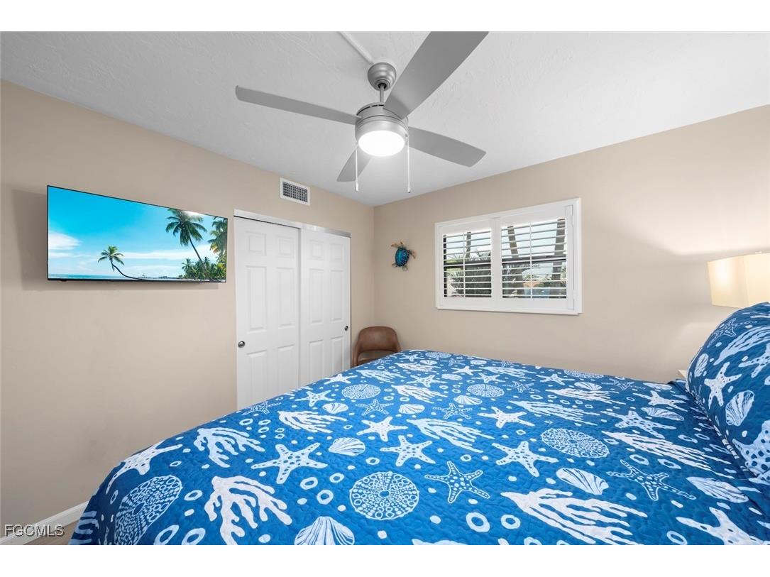 2230 Camino Del Mar Drive #3X1 Sanibel FL 33957 2026000450 image22
