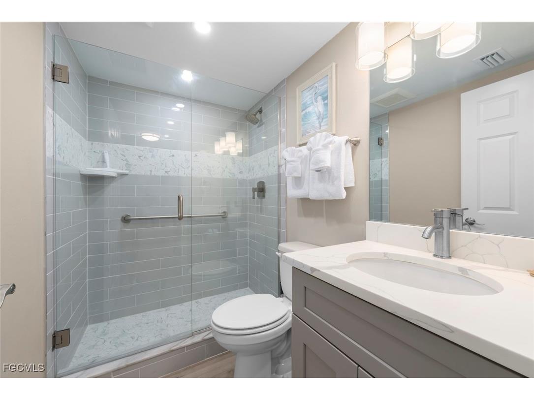 2230 Camino Del Mar Drive #3X1 Sanibel FL 33957 2026000450 image24