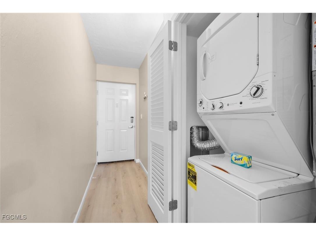 2230 Camino Del Mar Drive #3X1 Sanibel FL 33957 2026000450 image25