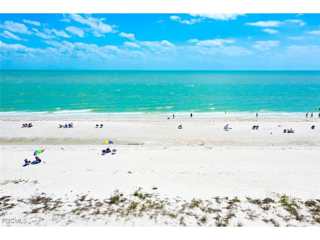 2230 Camino Del Mar Drive #3X1 Sanibel FL 33957 2026000450 image31