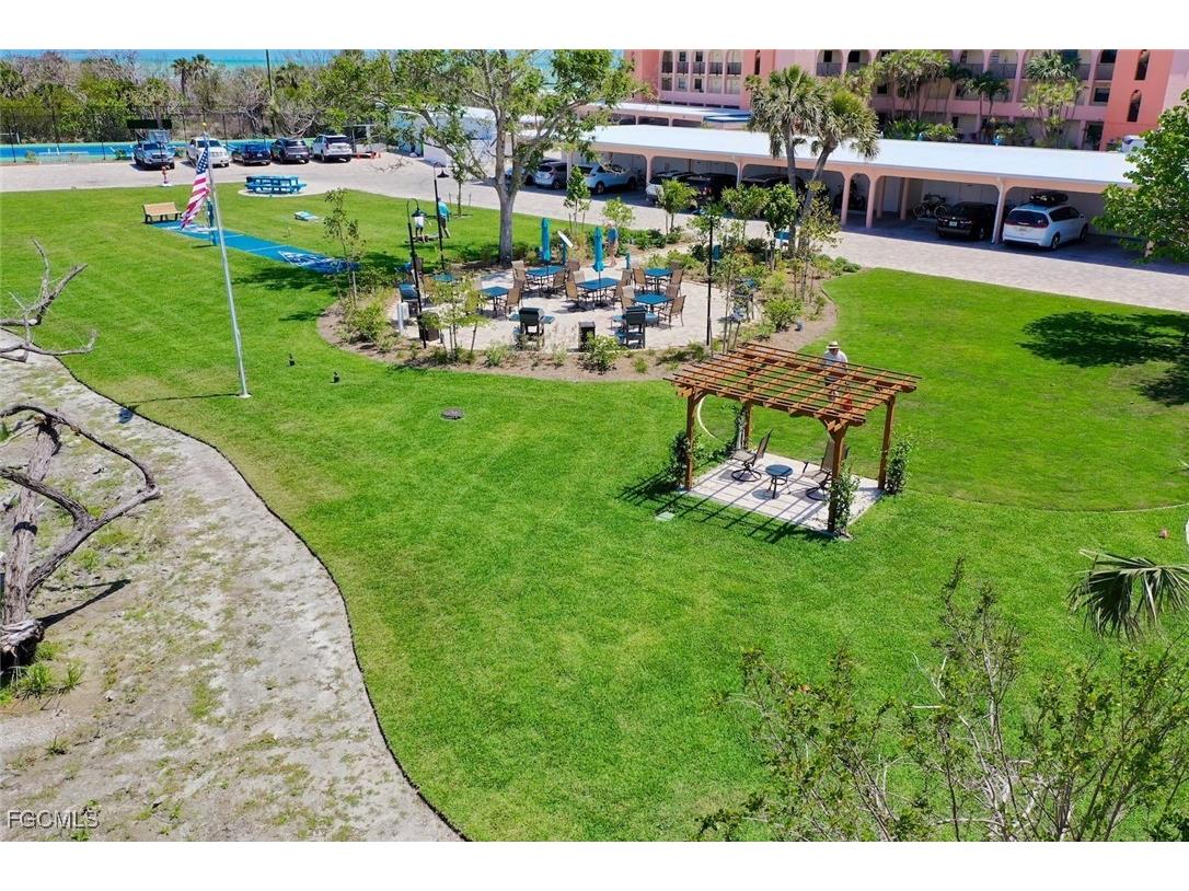 2230 Camino Del Mar Drive #3X1 Sanibel FL 33957 2026000450 image37