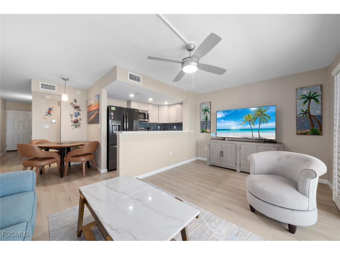 2230 Camino Del Mar Drive #3X1 Sanibel FL 33957 2026000450 image6