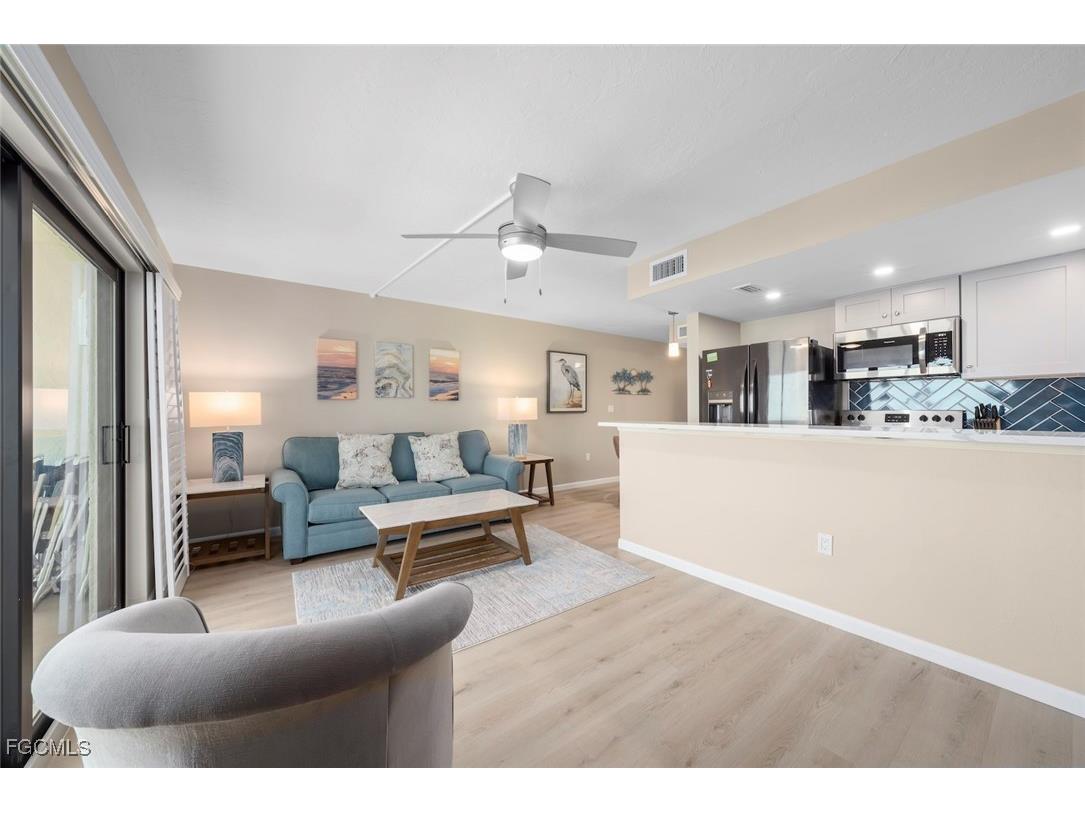 2230 Camino Del Mar Drive #3X1 Sanibel FL 33957 2026000450 image8