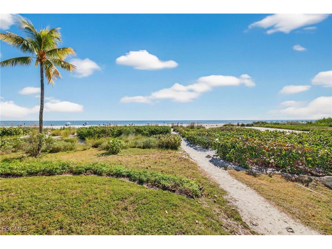 2230 Camino Del Mar Drive #4A2 Sanibel FL 33957 2025021628 image24