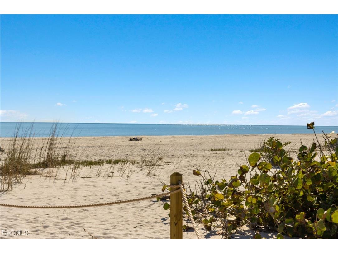 2230 Camino Del Mar Drive #4A2 Sanibel FL 33957 2025021628 image26