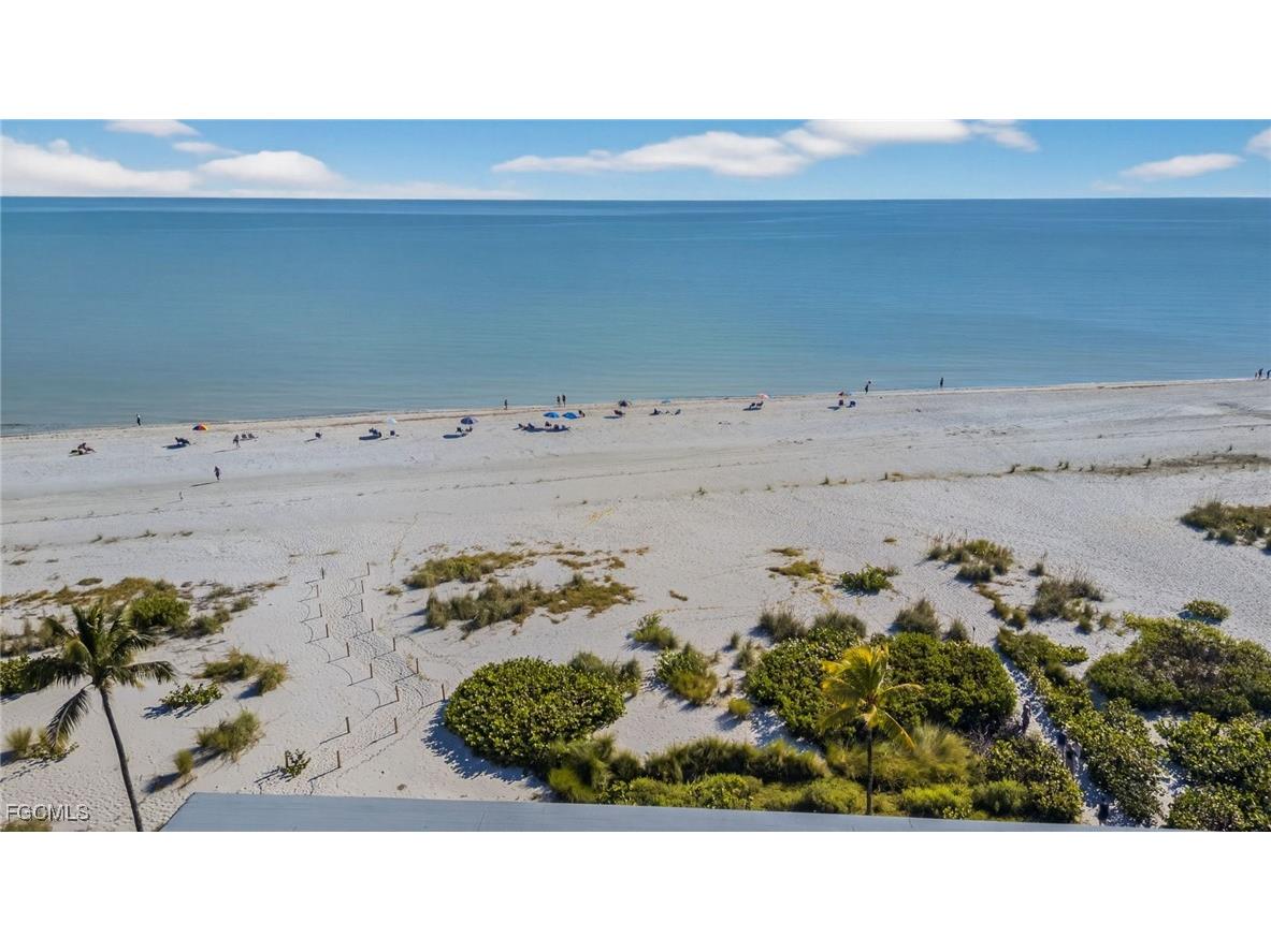 2230 Camino Del Mar Drive #4A2 Sanibel FL 33957 2025021628 image3