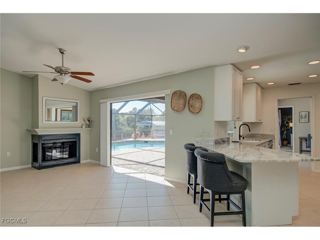 2230 Coral Point Drive Cape Coral FL 33990 2025007177 image10