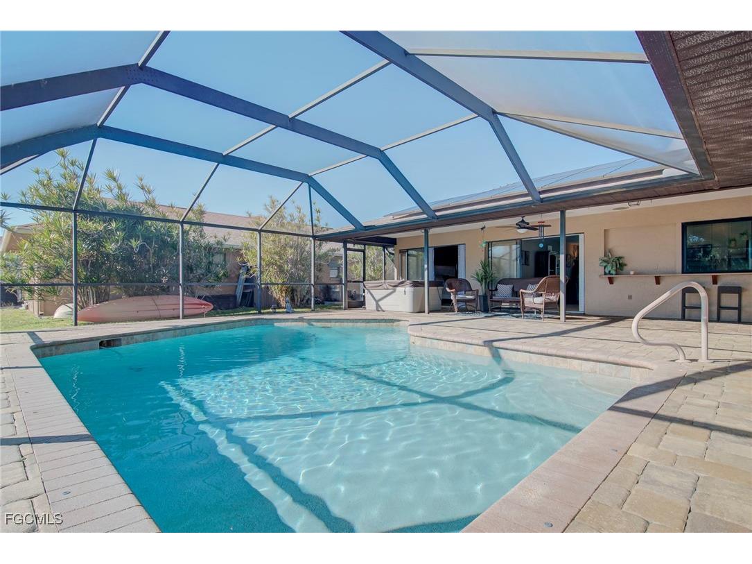 2230 Coral Point Drive Cape Coral FL 33990 2025007177 image27