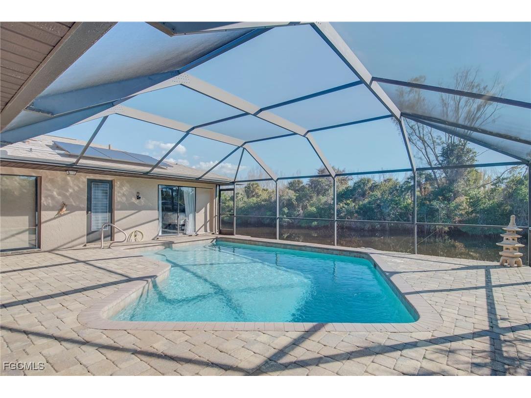 2230 Coral Point Drive Cape Coral FL 33990 2025007177 image28