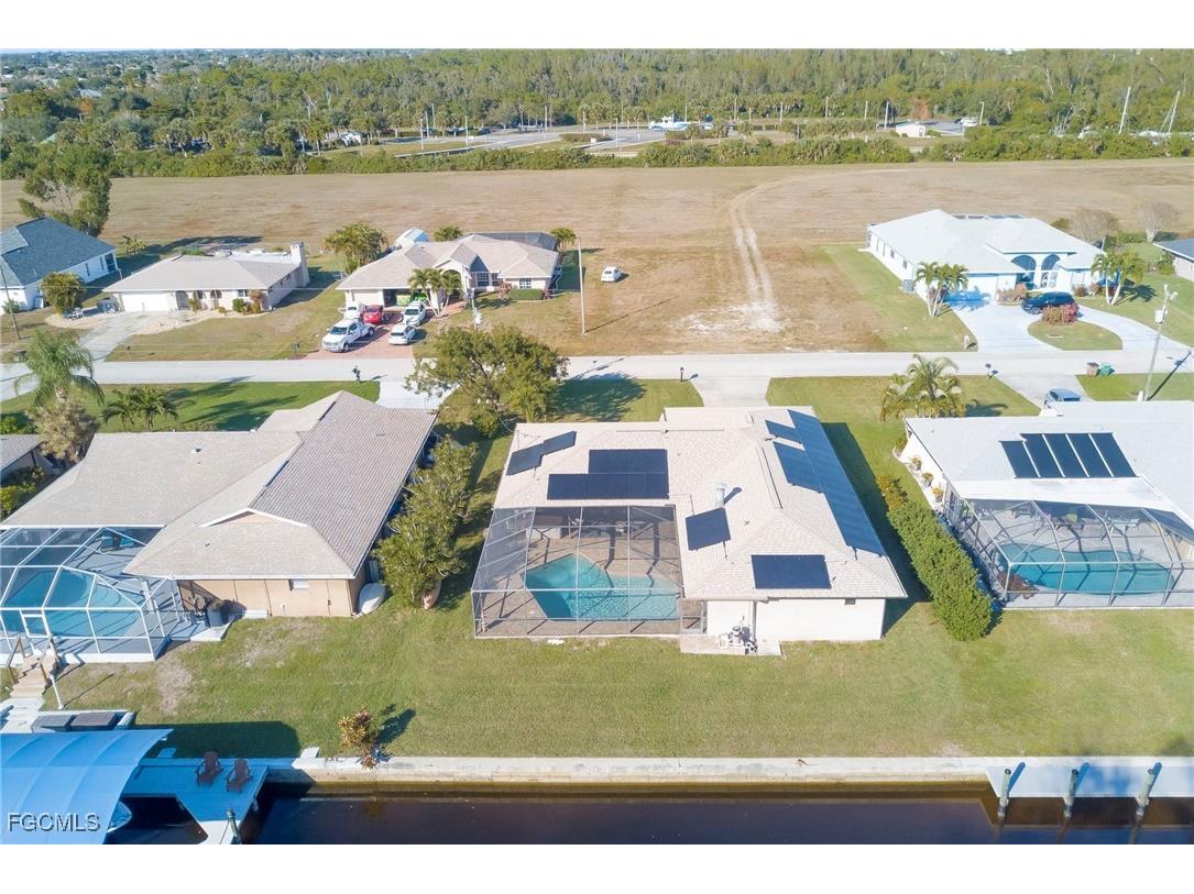 2230 Coral Point Drive Cape Coral FL 33990 2025007177 image32