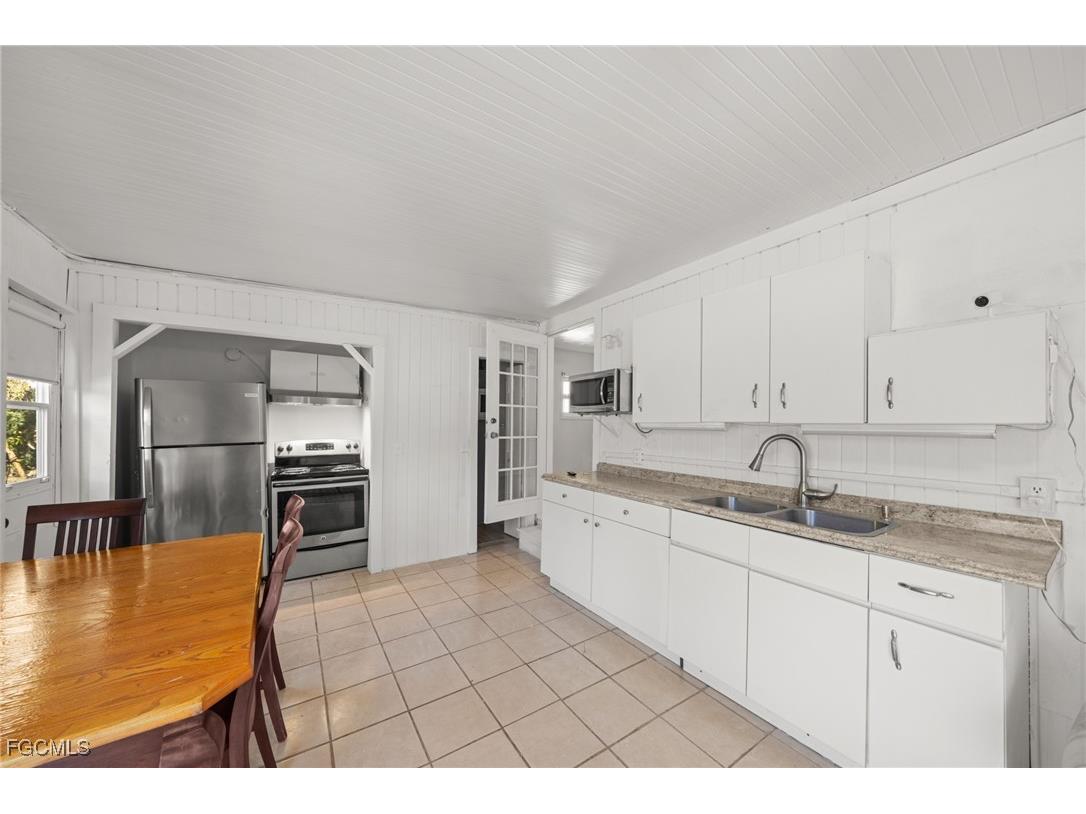 2230 Costello Lane North Fort Myers FL 33917 2026004685 image13