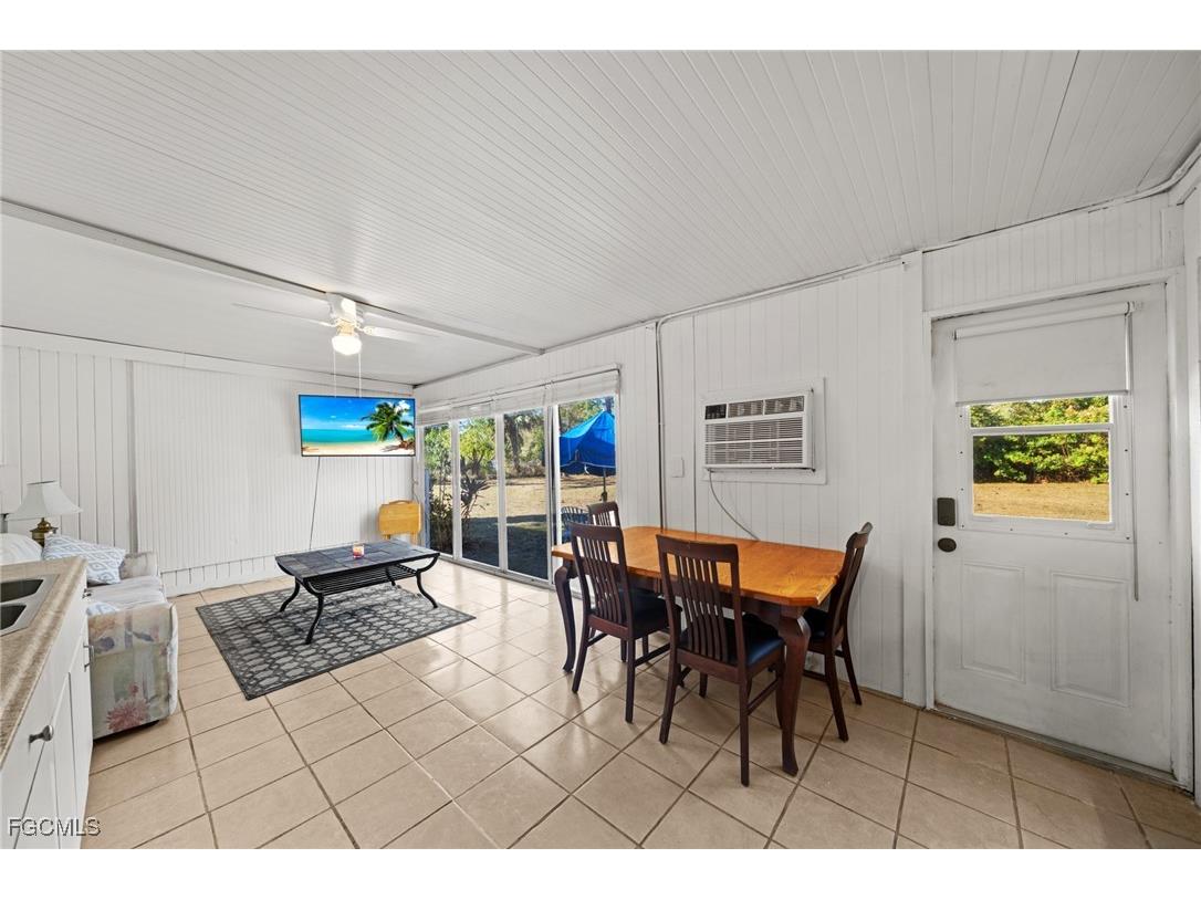 2230 Costello Lane North Fort Myers FL 33917 2026004685 image15