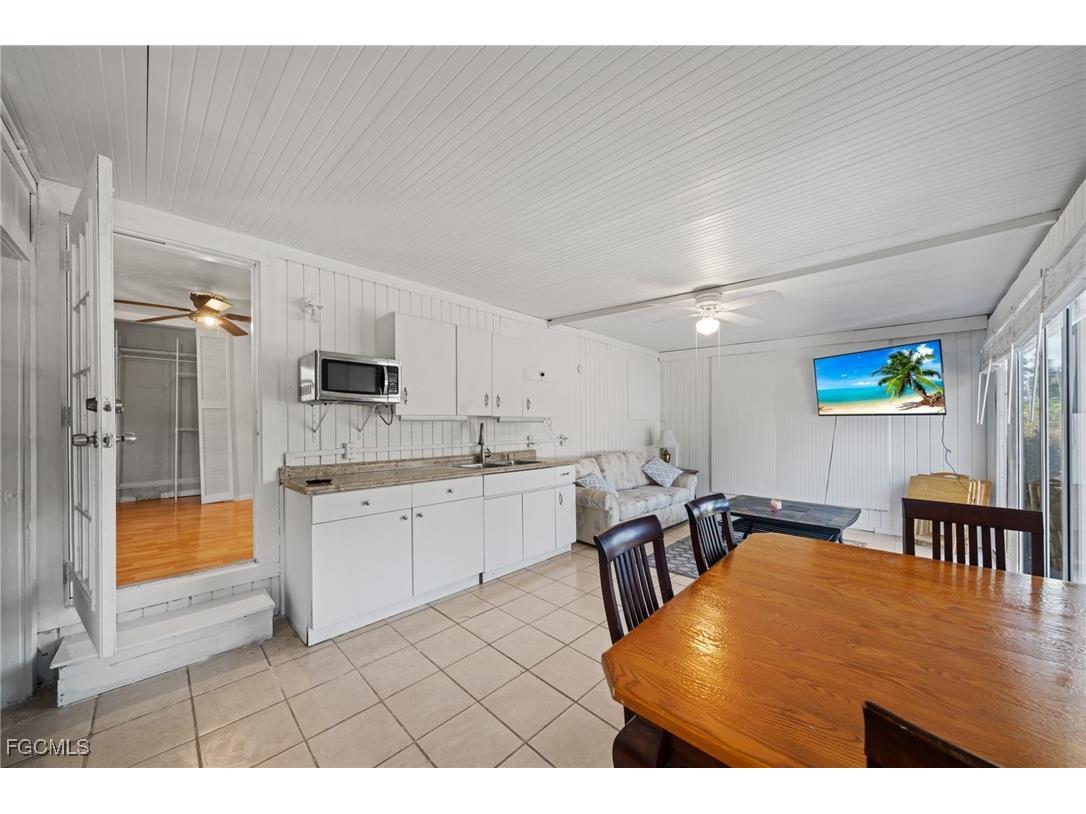 2230 Costello Lane North Fort Myers FL 33917 2026004685 image16